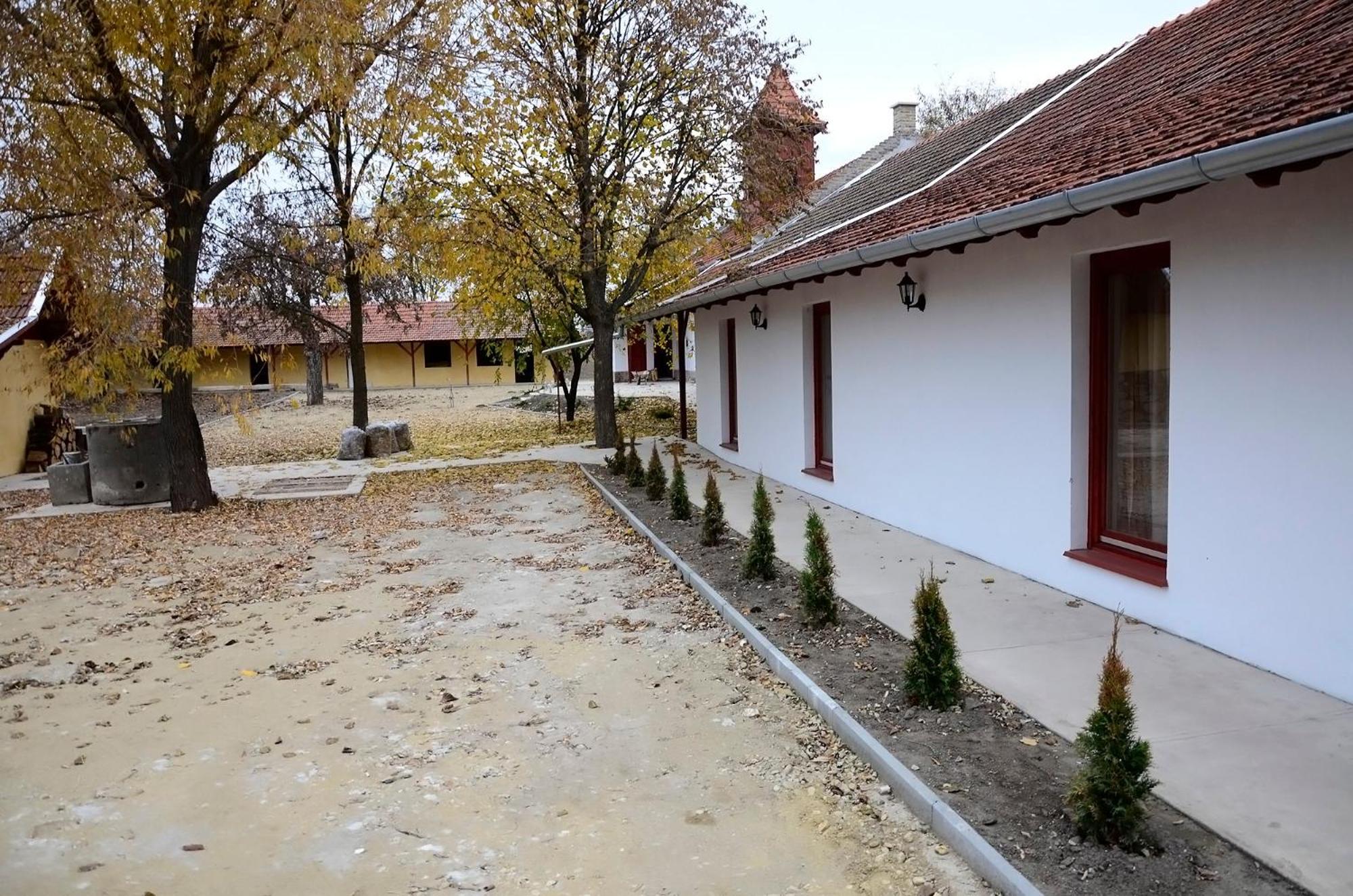 Fatornyos Tanyasi Vendégház Bekescsaba Exterior foto